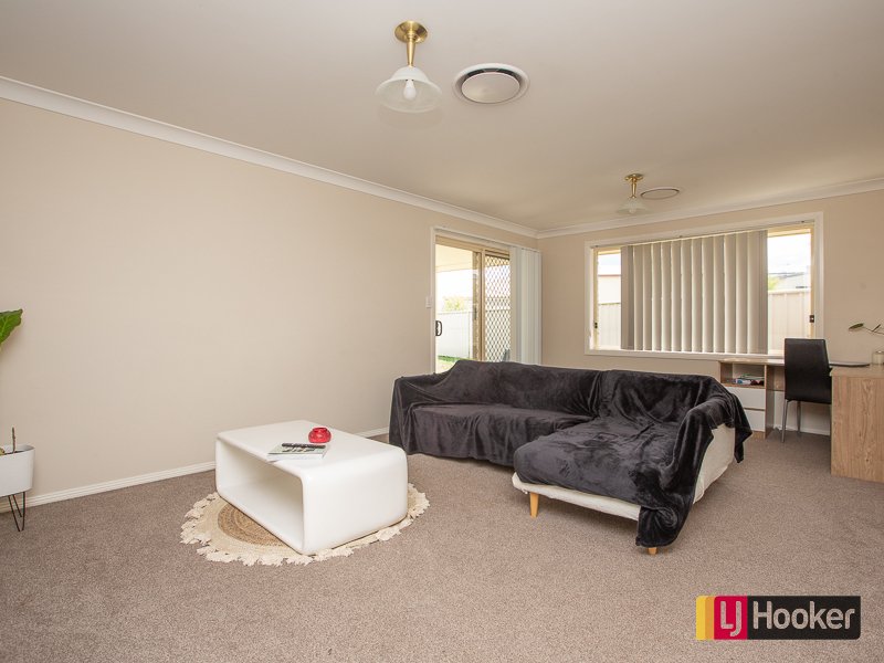 Photo - 6a Iris Close, Kootingal NSW 2352 - Image 4