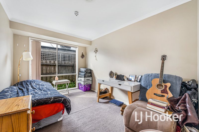 Photo - 6A Jacqueline Place, Pakenham VIC 3810 - Image 10