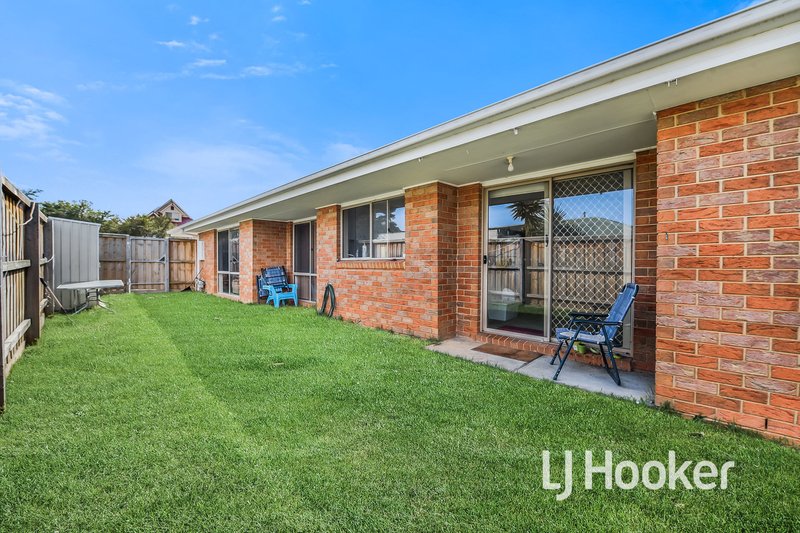 Photo - 6A Jacqueline Place, Pakenham VIC 3810 - Image 12