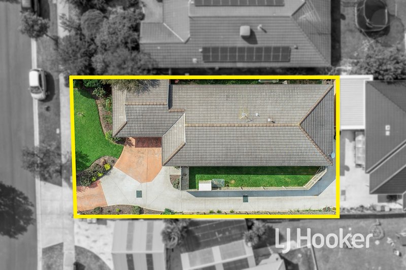 Photo - 6A Jacqueline Place, Pakenham VIC 3810 - Image 13