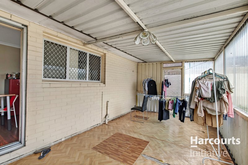 Photo - 6A Keeley Way, Girrawheen WA 6064 - Image 12