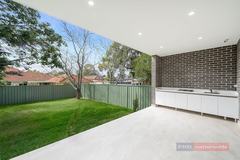 Photo - 6a Kerrie Crescent, Panania NSW 2213 - Image 7