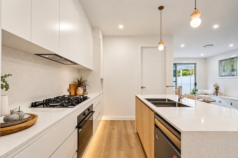 Photo - 6A Marlborough Place, Berkeley Vale NSW 2261 - Image 4
