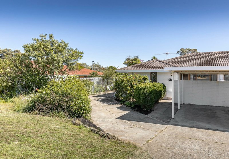 Photo - 6A Mildura Rd , Craigie WA 6025 - Image 2