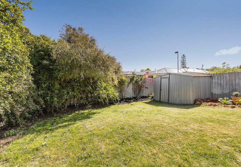 Photo - 6A Mildura Rd , Craigie WA 6025 - Image 13