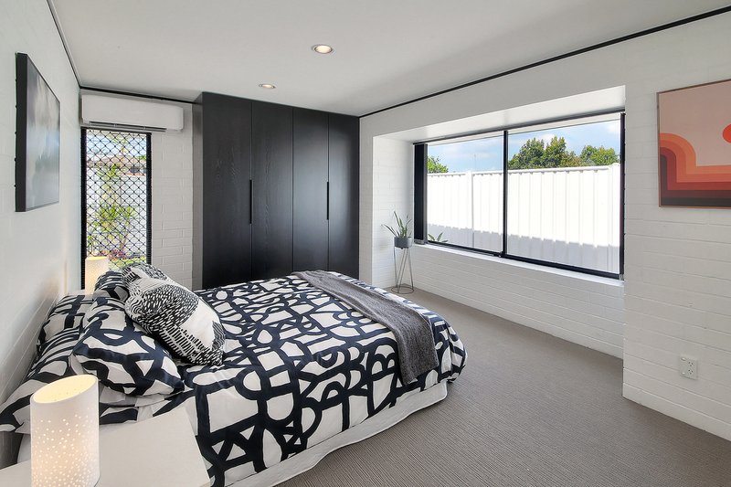 Photo - 6A Redpath Street, Wishart QLD 4122 - Image 4