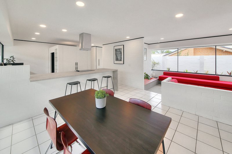 Photo - 6A Redpath Street, Wishart QLD 4122 - Image 11