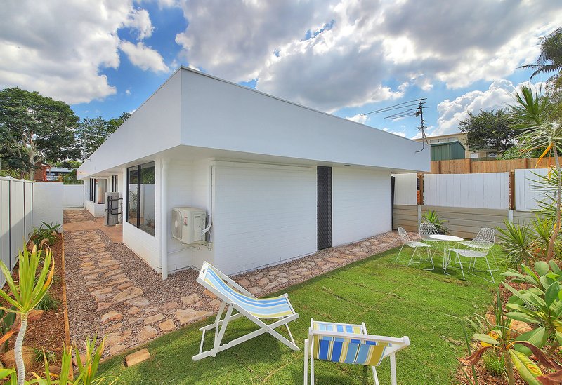 Photo - 6A Redpath Street, Wishart QLD 4122 - Image 14