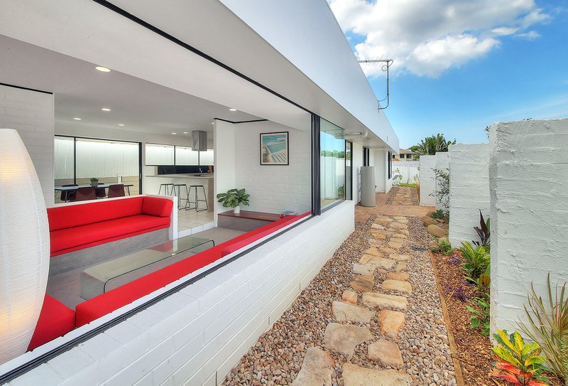 Photo - 6A Redpath Street, Wishart QLD 4122 - Image 16