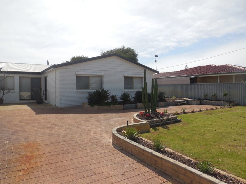 6A Rennie Crescent, Lancelin WA 6044