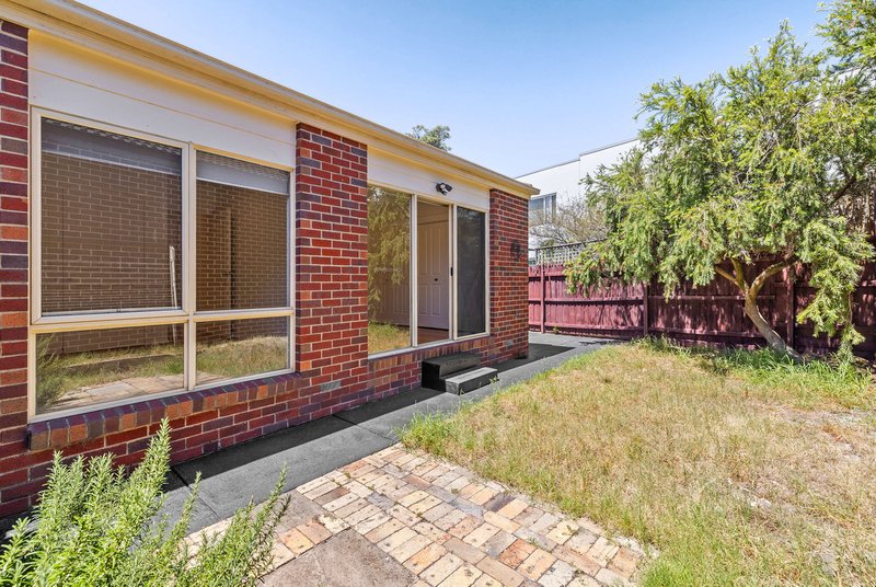 Photo - 6A Reserve Road, Seaford VIC 3198 - Image 13