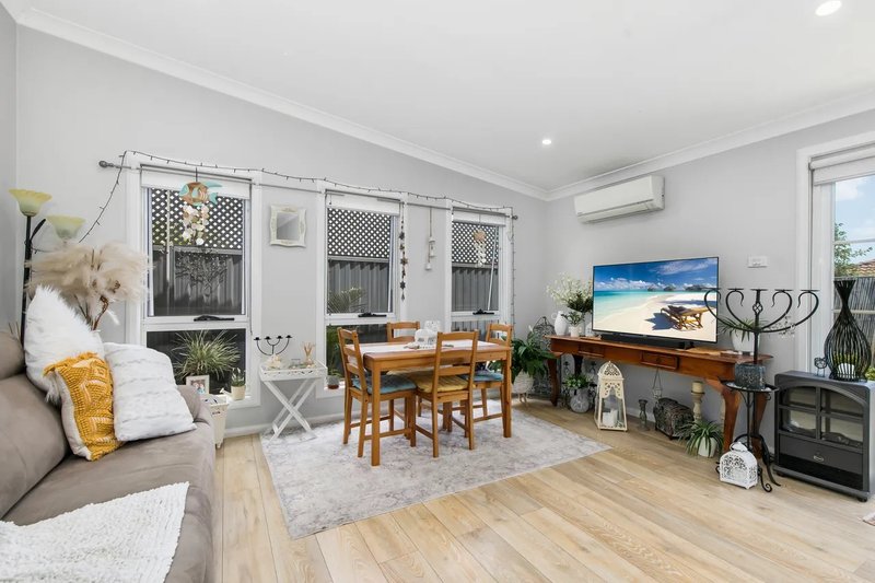 Photo - 6a Risca Place, Quakers Hill NSW 2763 - Image 2