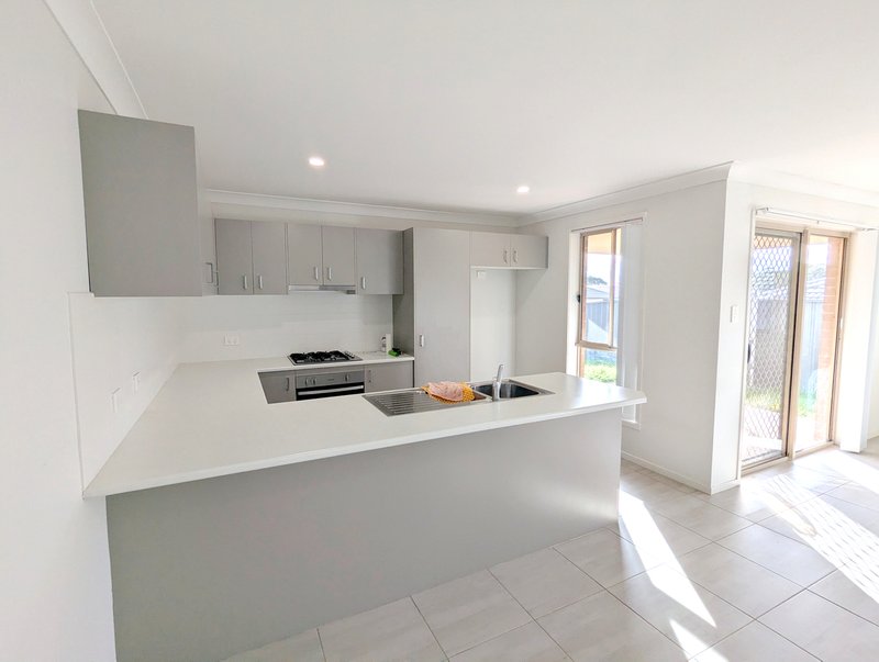 Photo - 6A Slate Street, Gillieston Heights NSW 2321 - Image 4