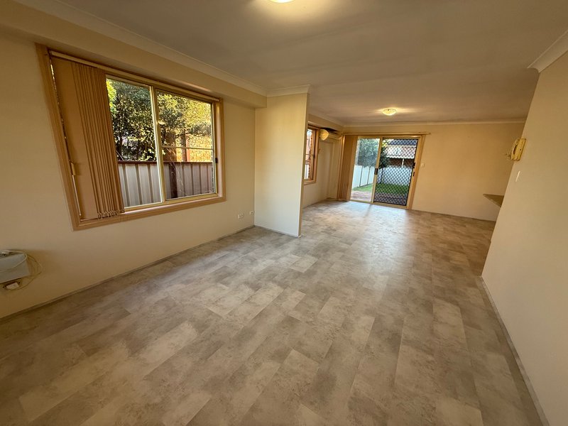 Photo - 6A Tarago Place, Prestons NSW 2170 - Image 3