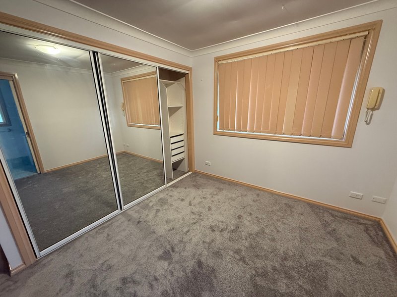 Photo - 6A Tarago Place, Prestons NSW 2170 - Image 8
