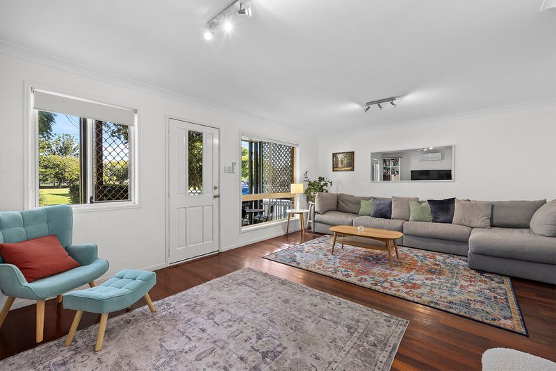 Photo - 6a Wordsworth Street, Norman Park QLD 4170 - Image 4