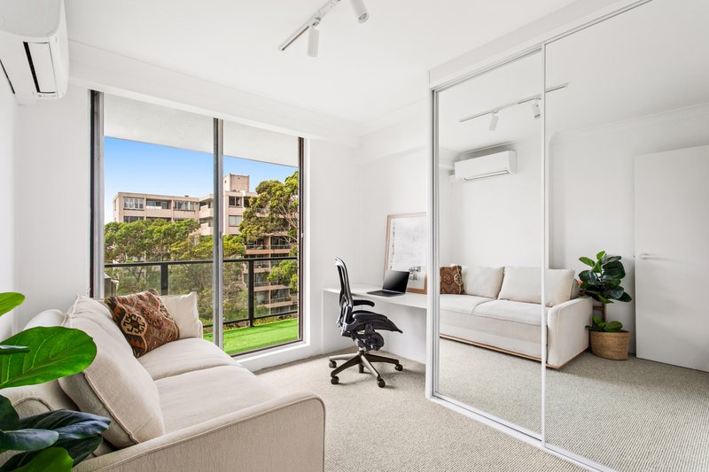 Photo - 6A/39-41 Penkivil Street, Bondi NSW 2026 - Image 6