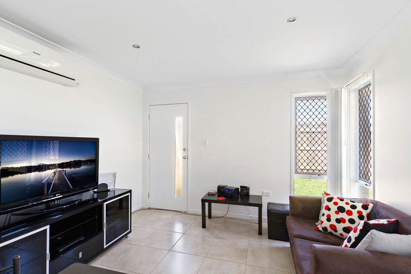 Photo - 6B Barrett Close, Burpengary QLD 4505 - Image 5