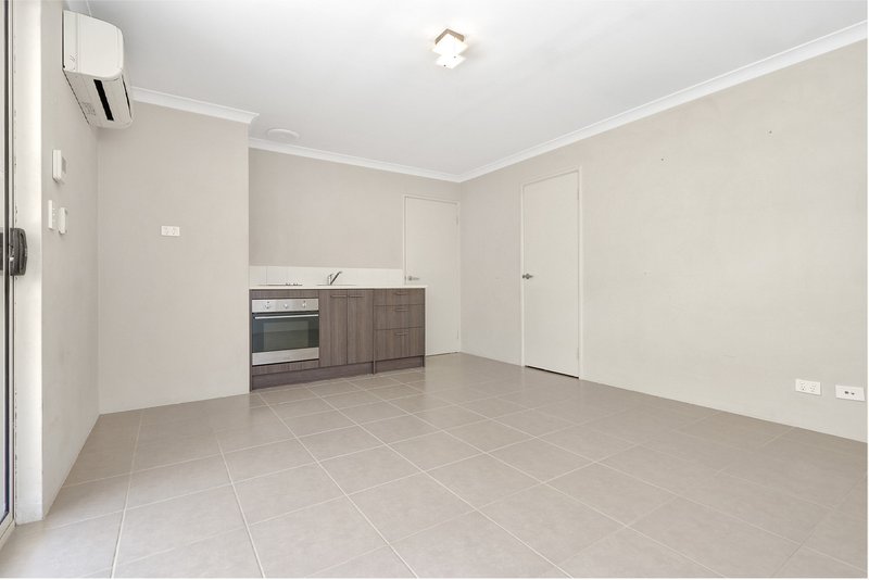 Photo - 6B Laurina Way, Beeliar WA 6164 - Image 3