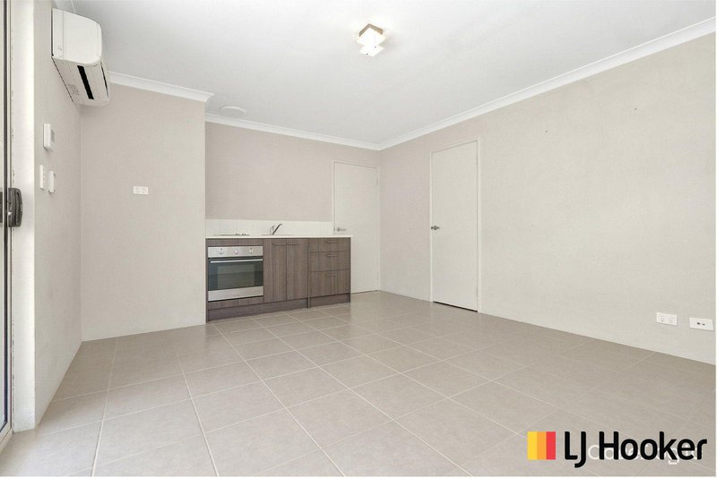 Photo - 6b Lomond Way, Seville Grove WA 6112 - Image 3