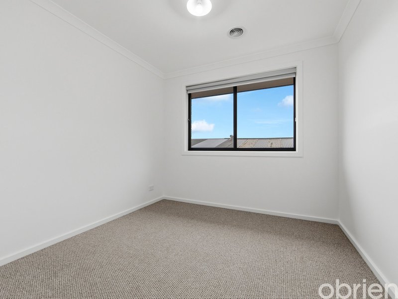 Photo - 6b Moore Street, Maddingley VIC 3340 - Image 3