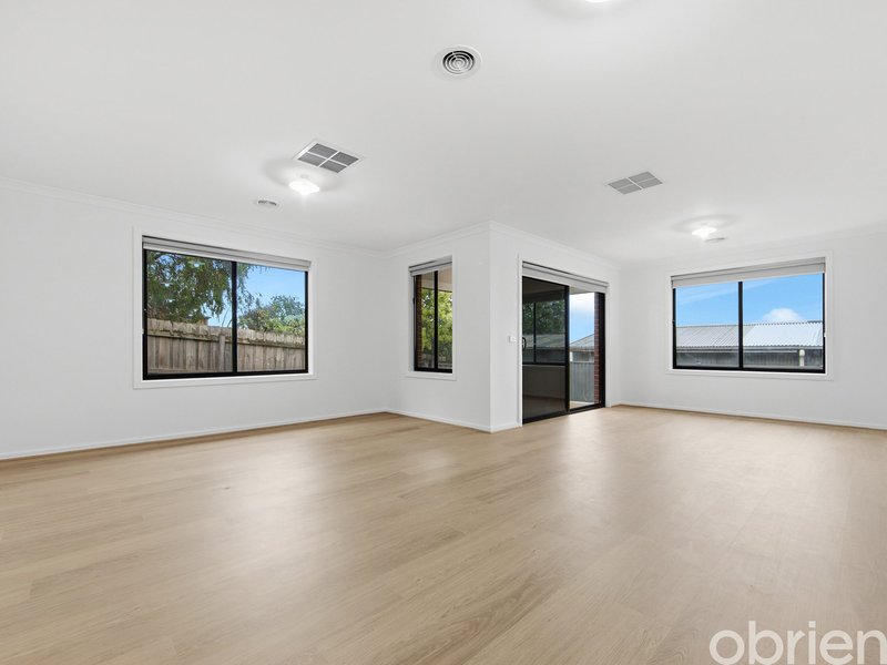 Photo - 6b Moore Street, Maddingley VIC 3340 - Image 7
