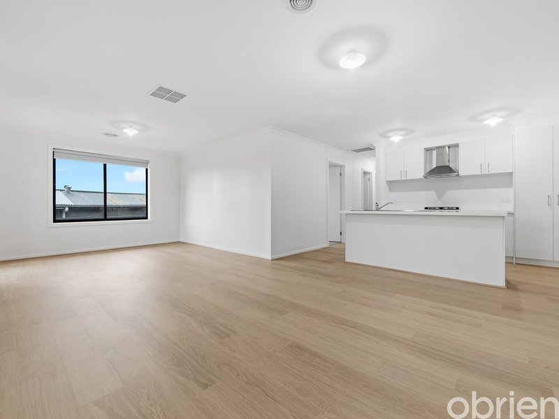 Photo - 6b Moore Street, Maddingley VIC 3340 - Image 8
