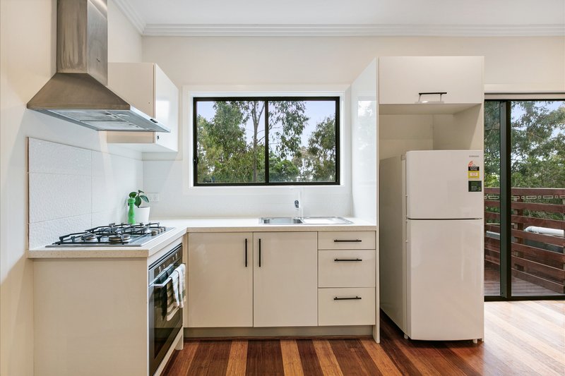 Photo - 6B Oulton Crescent, Reservoir VIC 3073 - Image 5
