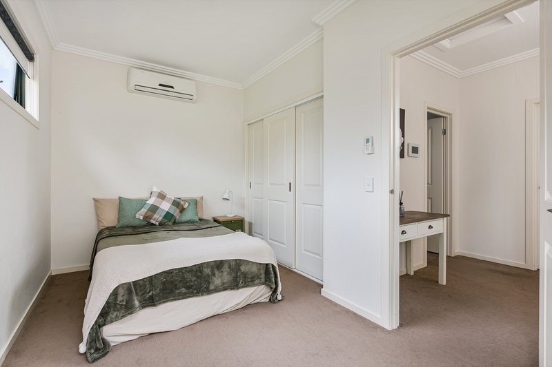 Photo - 6B Oulton Crescent, Reservoir VIC 3073 - Image 6