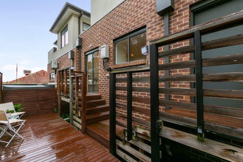 Photo - 6B Oulton Crescent, Reservoir VIC 3073 - Image 10