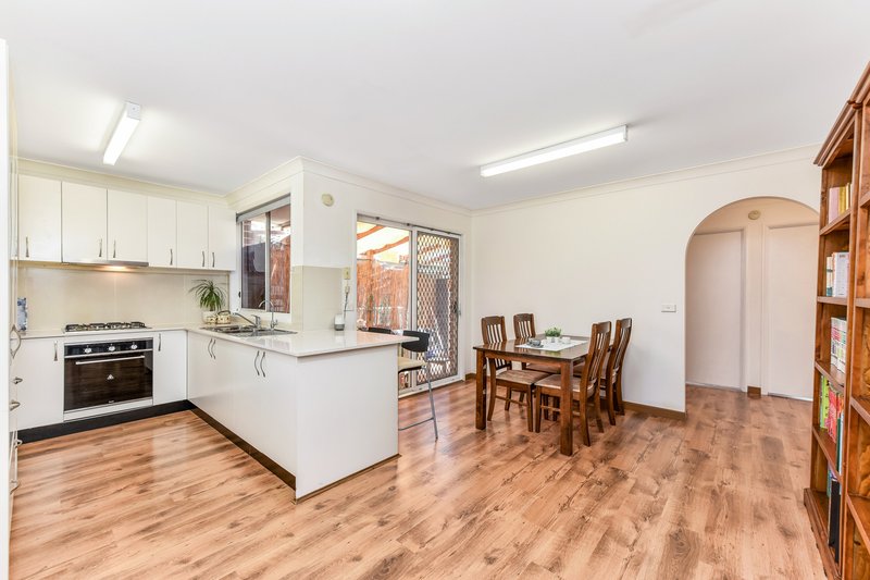 Photo - 6B Tarrant Place, Doonside NSW 2767 - Image 4