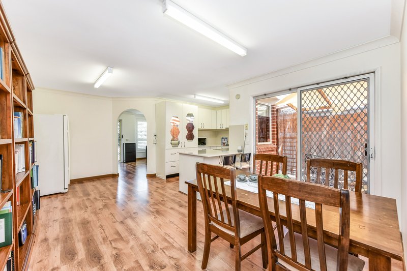 Photo - 6B Tarrant Place, Doonside NSW 2767 - Image 5