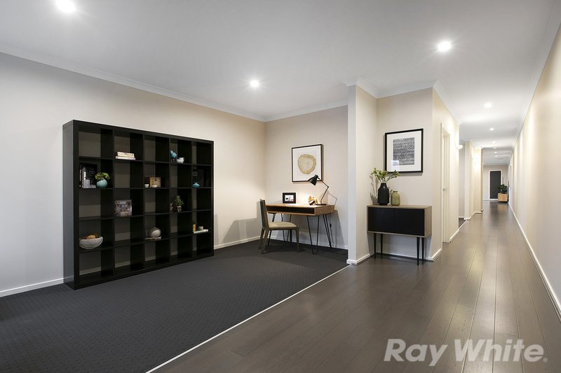 Photo - 6B Tenham Grove, Cheltenham VIC 3192 - Image 2