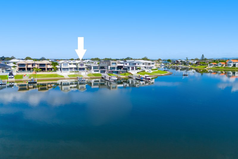 6B The Peninsula , Port Macquarie NSW 2444