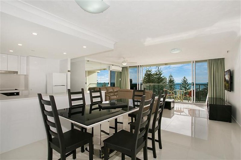 Photo - 6B/5 Clifford Street, Surfers Paradise QLD 4217 - Image 4