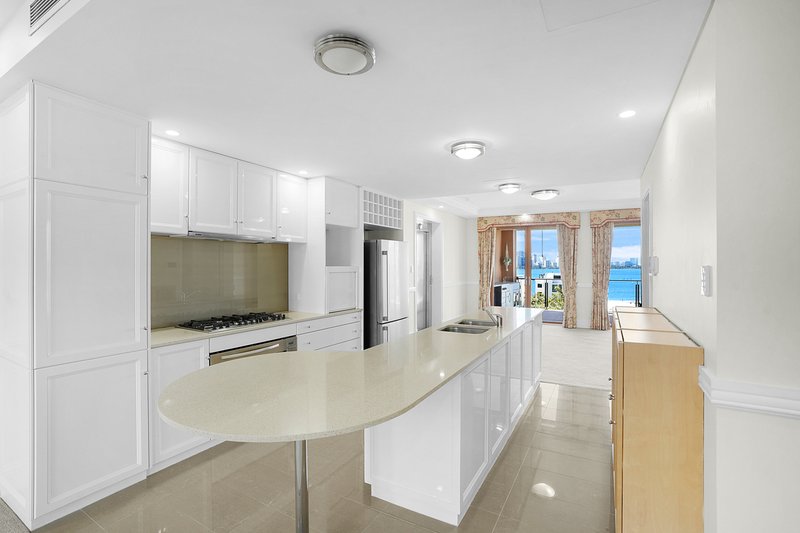 Photo - 6B/73 Mill Point Road, South Perth WA 6151 - Image 2