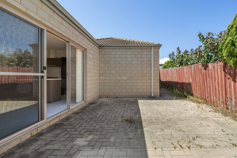 Photo - 6D Messenger Street, Kelmscott WA 6111 - Image 19