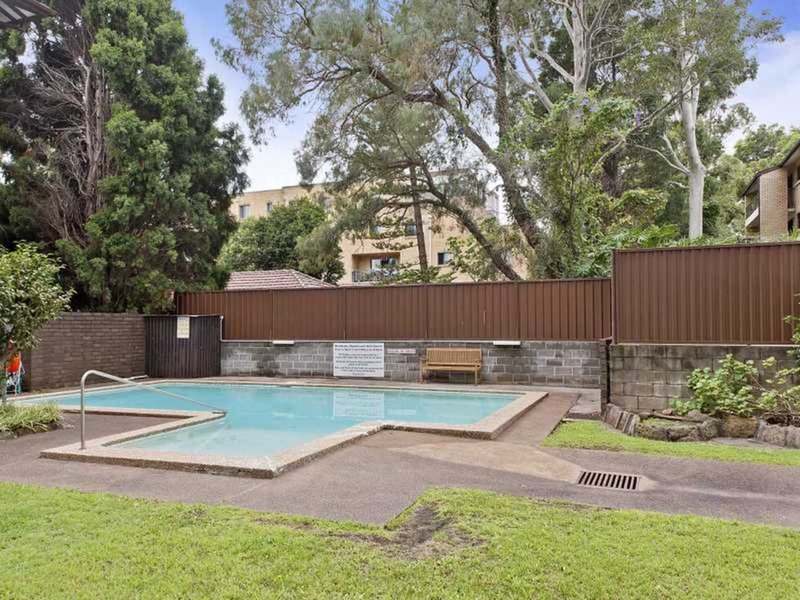 Photo - 6D/26 Belmore Street, Burwood NSW 2134 - Image 6