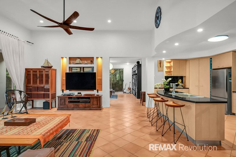 Photo - 7-11 Beagle Street, Shailer Park QLD 4128 - Image 5