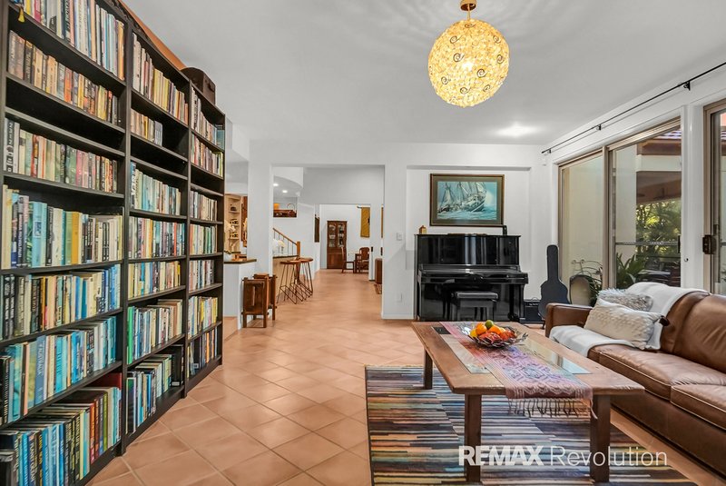 Photo - 7-11 Beagle Street, Shailer Park QLD 4128 - Image 6