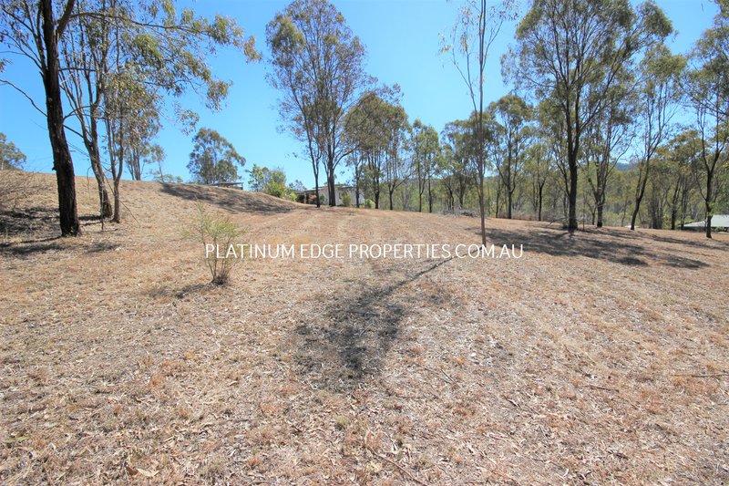 Photo - 7-11 Paine Place, Kooralbyn QLD 4285 - Image 4