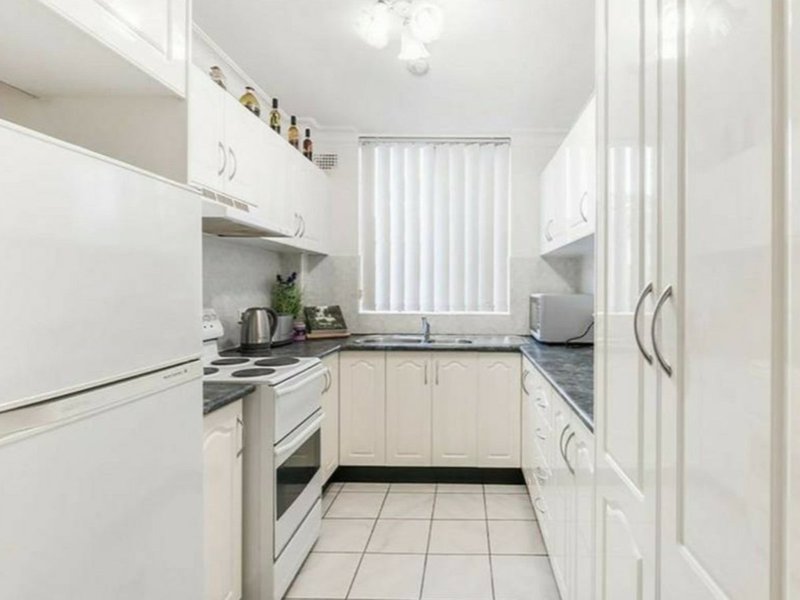 Photo - 7 /175 Derby Street, Penrith NSW 2750 - Image 2