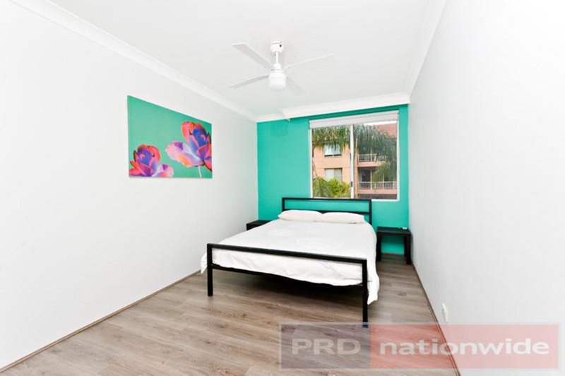 Photo - 7 / 7 Mead Drive, Chipping Norton NSW 2170 - Image 5