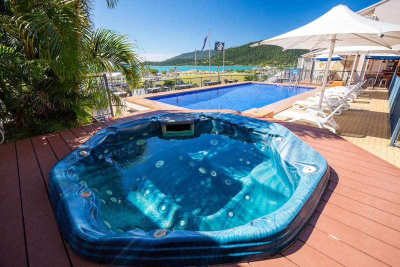 Photo - 7 & 7A / 5 Golden Orchid Drive, Airlie Beach QLD 4802 - Image 2