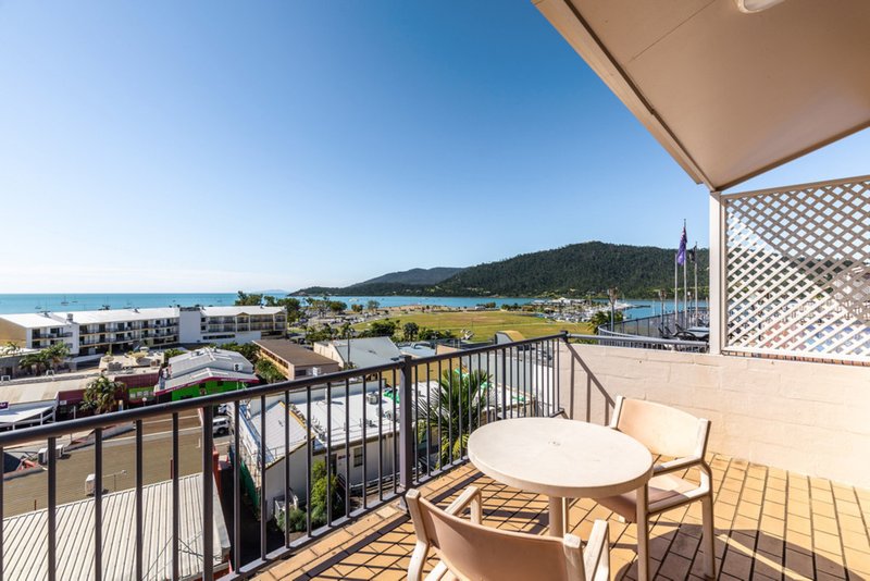 Photo - 7 & 7A / 5 Golden Orchid Drive, Airlie Beach QLD 4802 - Image 14