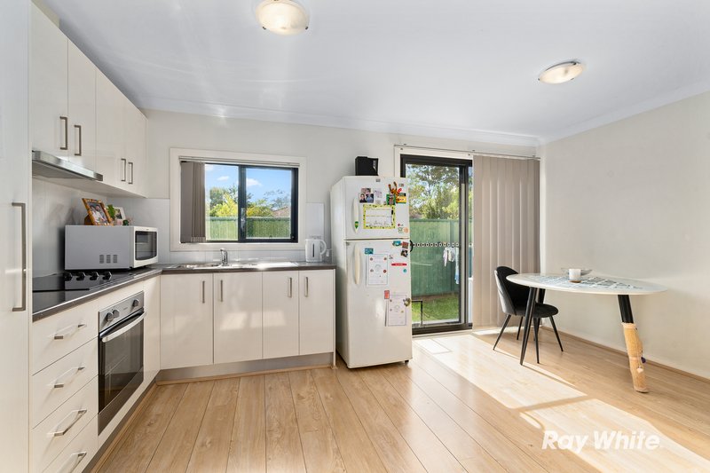 Photo - 7 & 7a Gerald Crescent, Doonside NSW 2767 - Image 3