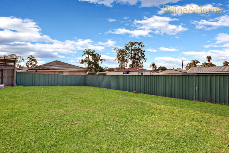 Photo - 7 & 7A Hewitt Street, Colyton NSW 2760 - Image 3