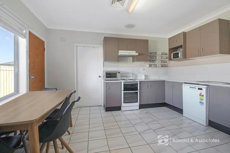 Photo - 7 & 7A Railway Street, Wodonga VIC 3690 - Image 14