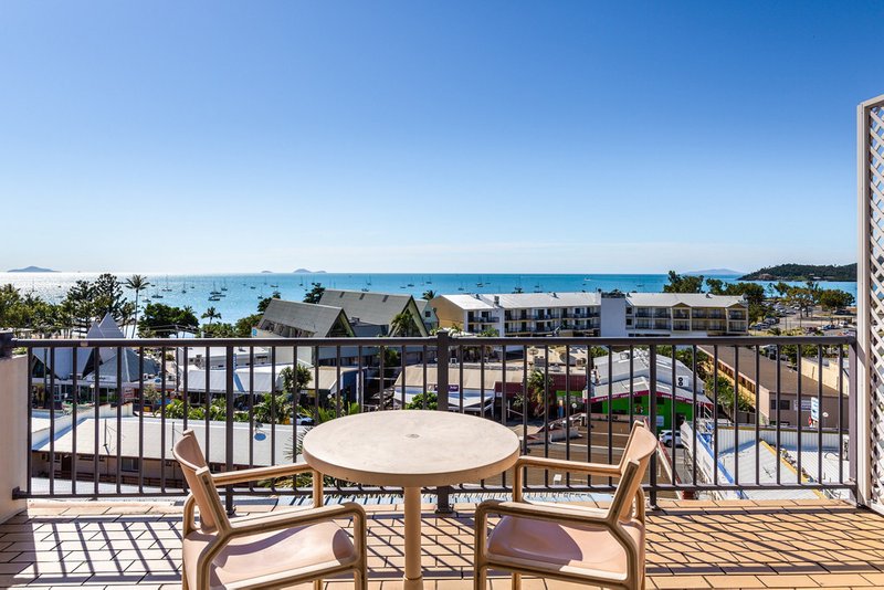 Photo - 7 & 7A/5 Golden Orchid Drive, Airlie Beach QLD 4802 - Image 5