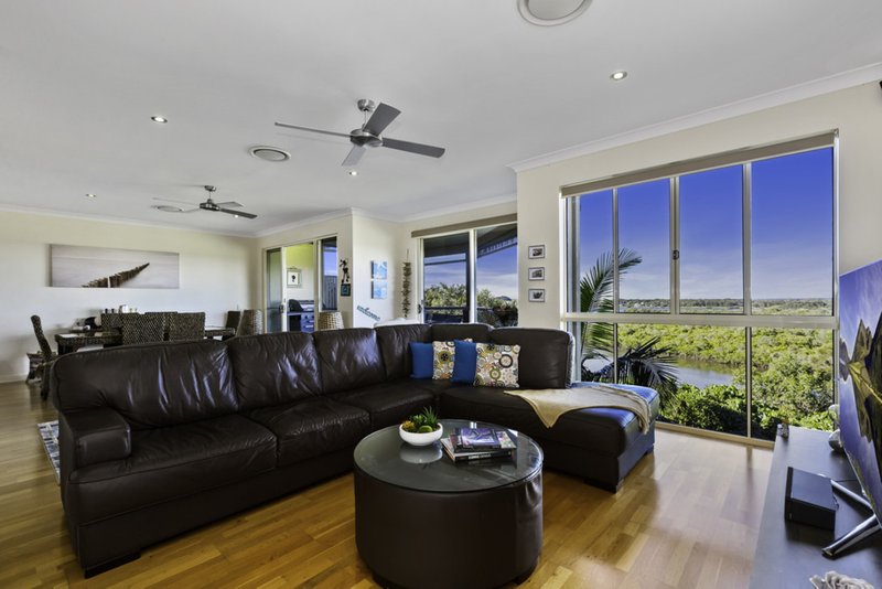 Photo - 7 / 9 Fairway Drive, Banora Point NSW 2486 - Image 7